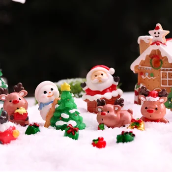Küçük Noel Ağacı Noel Baba Yeni Yıl 2022 Sevimli Kardan Adam Mini Rakamlar Minyatür Figürler Teraryum El Sanatları masaüstü Araba Dekor