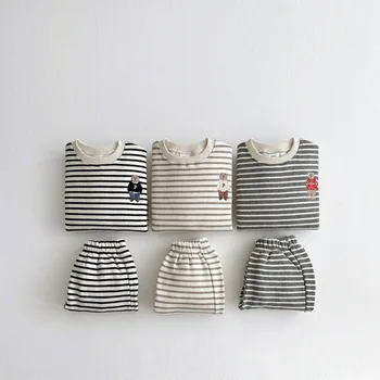 2023 Bahar Bebek Giysileri Toddler Çizgili Spor Giyim Setleri Bebek Karikatür Ayı Nakış 2 ADET Takım Elbise